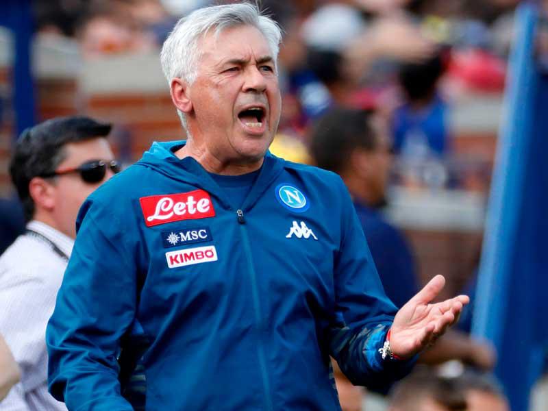 كارلو أنشيلوتي مدرب نابولي