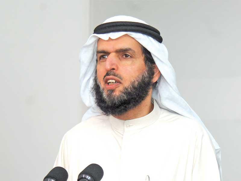 عادل الدمخي