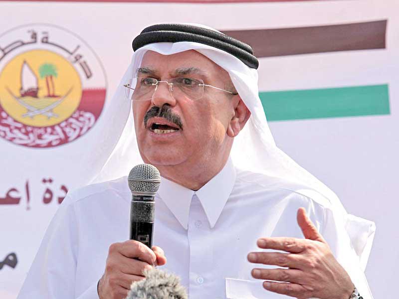  رئيس اللجنة القطرية لإعادة إعمار غزة، السفير القطري محمد العمادي