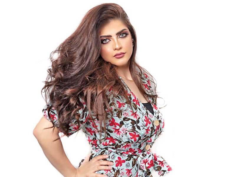 الفنانة إيمان جمال