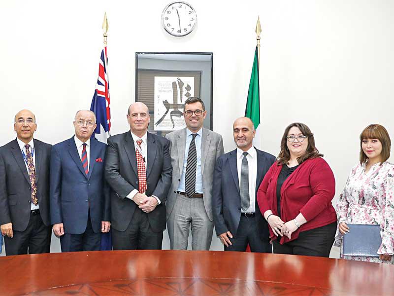 صورة جماعية للمشاركين في البرنامج