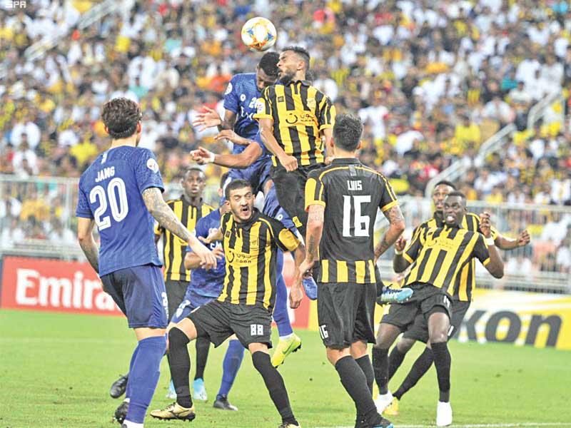 كرة هوائية مشتركة بين الفريقين