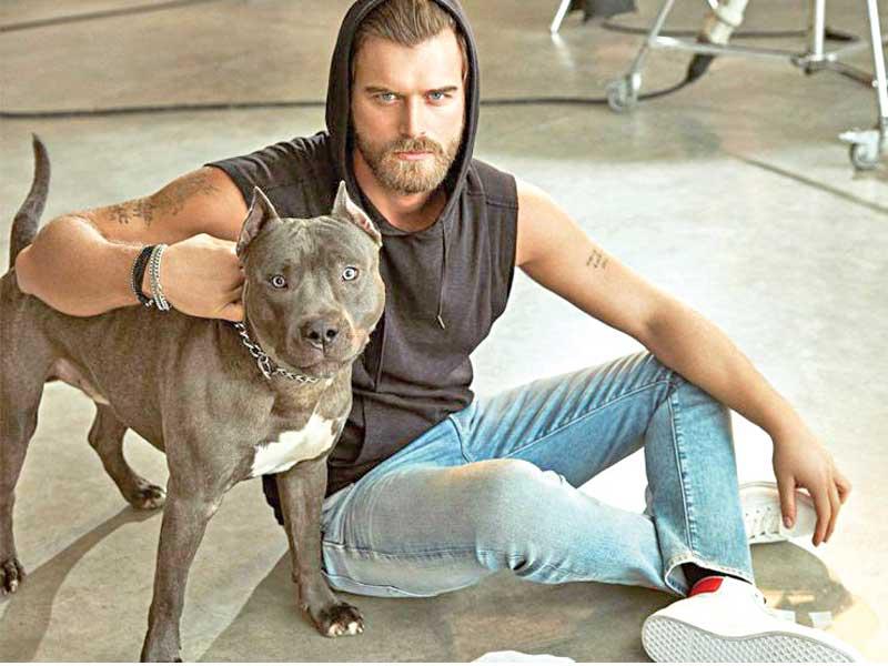 النجم التركي ​كيفانش تاتليتوغ​