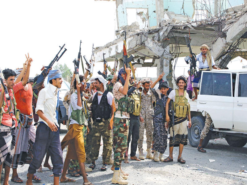 مقاتلو الجنوب في عدن أمس (أ ف ب)n