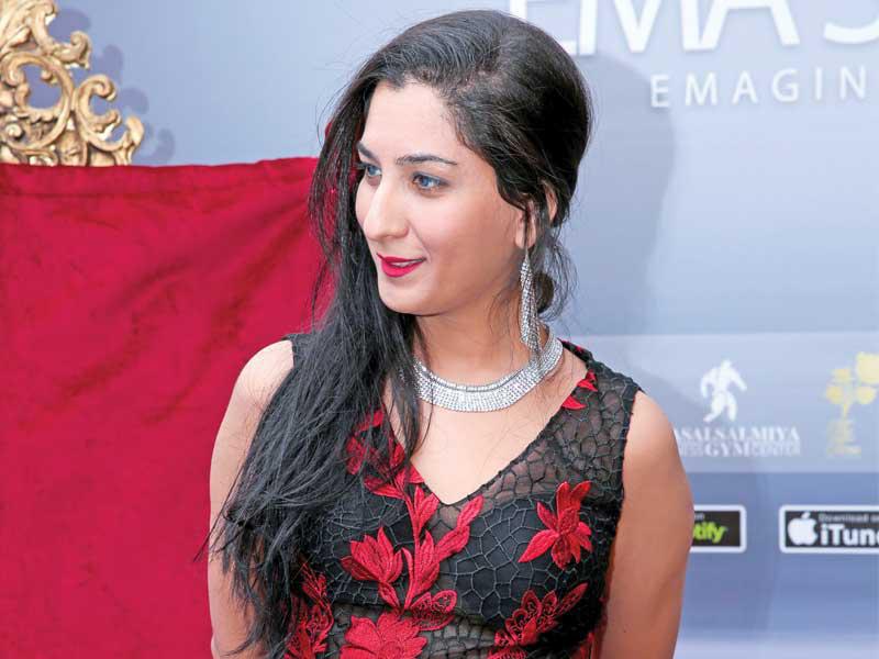 الفنانة إيما