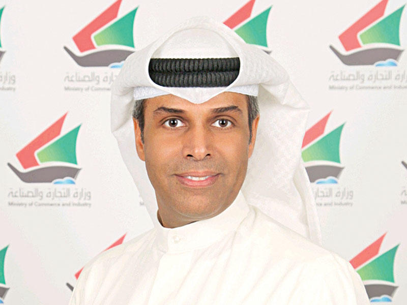 خالد الفاضل وزير النفط وزير الكهرباء والماء 