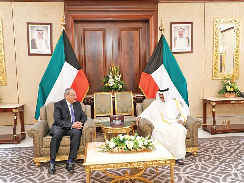 نائب الأمير ولي العهد مستقبلاً النائب العام المصري