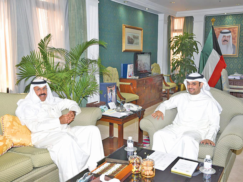 الحجرف مستقبلا النواف أمس