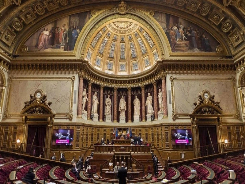 مقر البرلمان الفرنسي