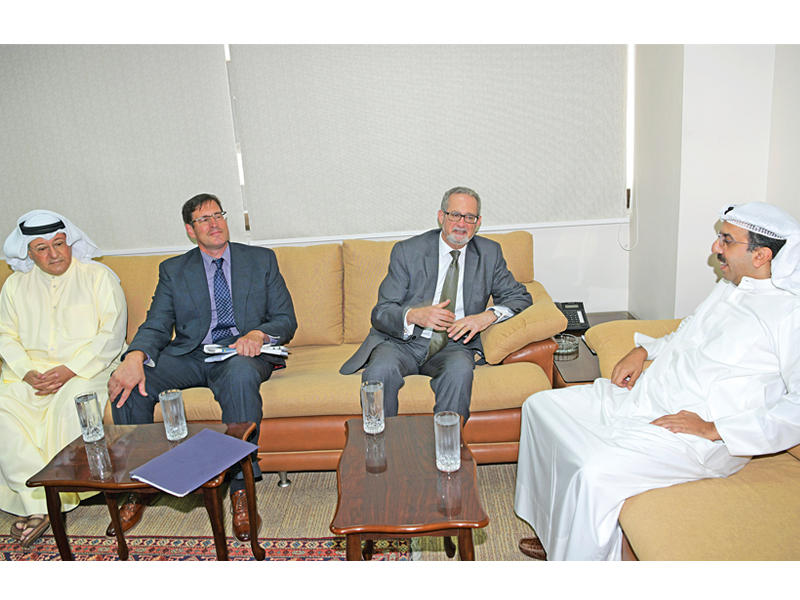 رئيس التحرير مستقبلا سيلفرمان بحضور العنزي وبايتز 