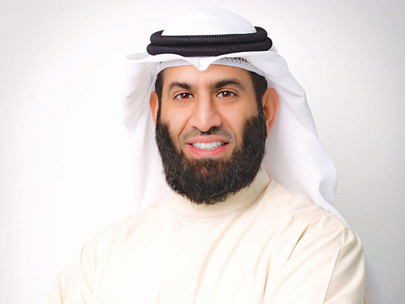 الأمين العام للجمعية الصيدلية الصيدلي علي هادي