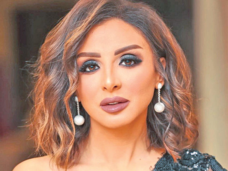 النجمة أنغام 