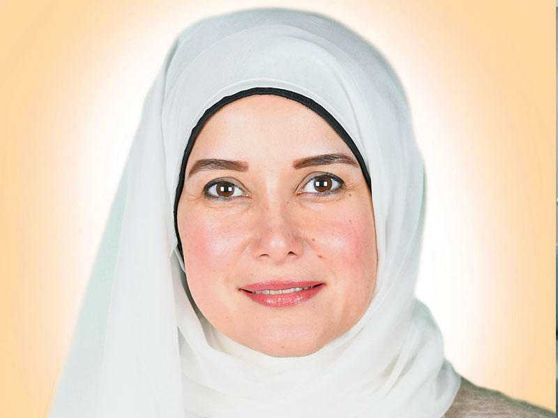 وزير الدولة لشؤون الإسكان د. جنان بوشهري