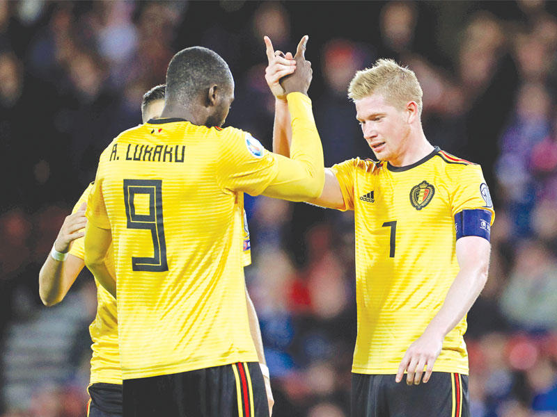 دي بروين ولوكاكو نجما المنتخب البلجيكي