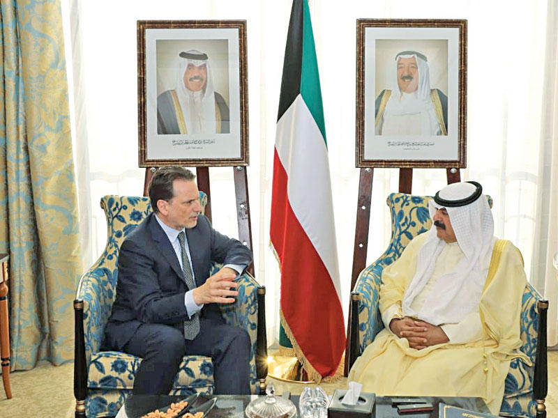 الجارالله خلال لقائه كرينبول