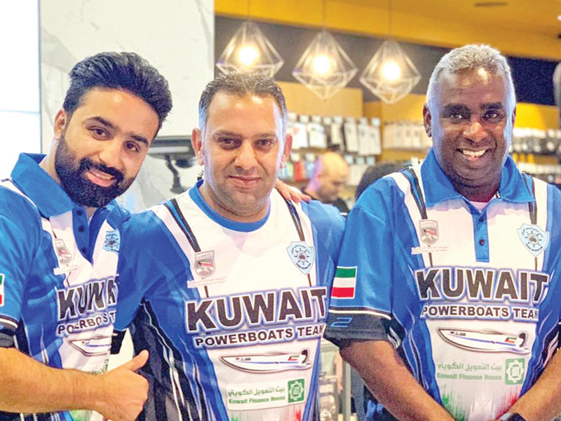 أبل يتوسط الدوسري والشريدة