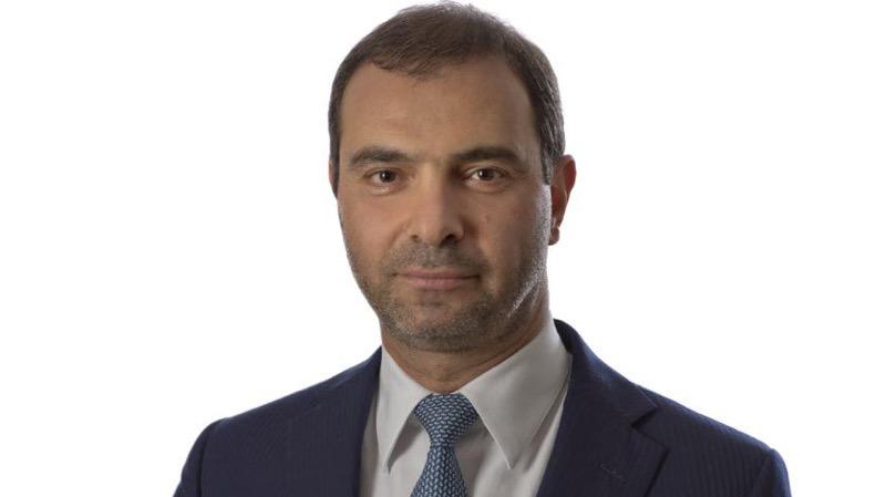 وزير الدولة لشؤون الاستثمار والتكنولوجيا اللبناني عادل افيوني