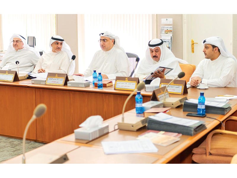 اللجنة التشريعية في اجتماع سابق