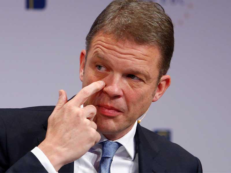 كريستيان سيفينغ الرئيس التنفيذي لمجموعة دويتشه بنك