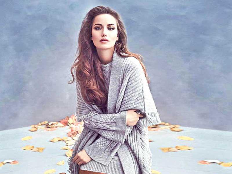 النجمة التركية ​فهرية أفجين