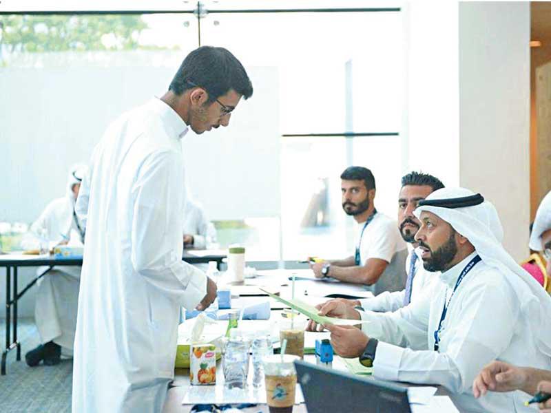 جانب من عملية التصويت أمس الأول