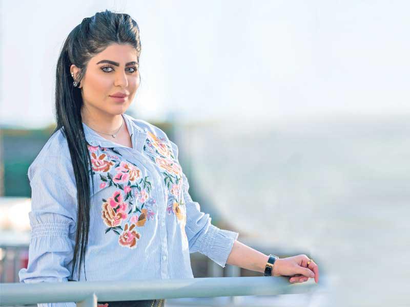 الفنانة والمذيعة شيماء قمبر