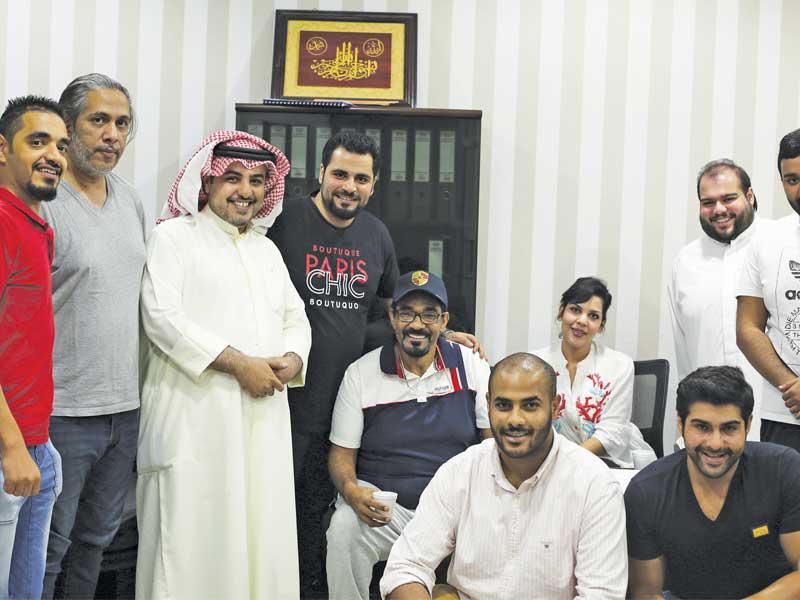 فريق مسرحية «الدائرة السادسة» 