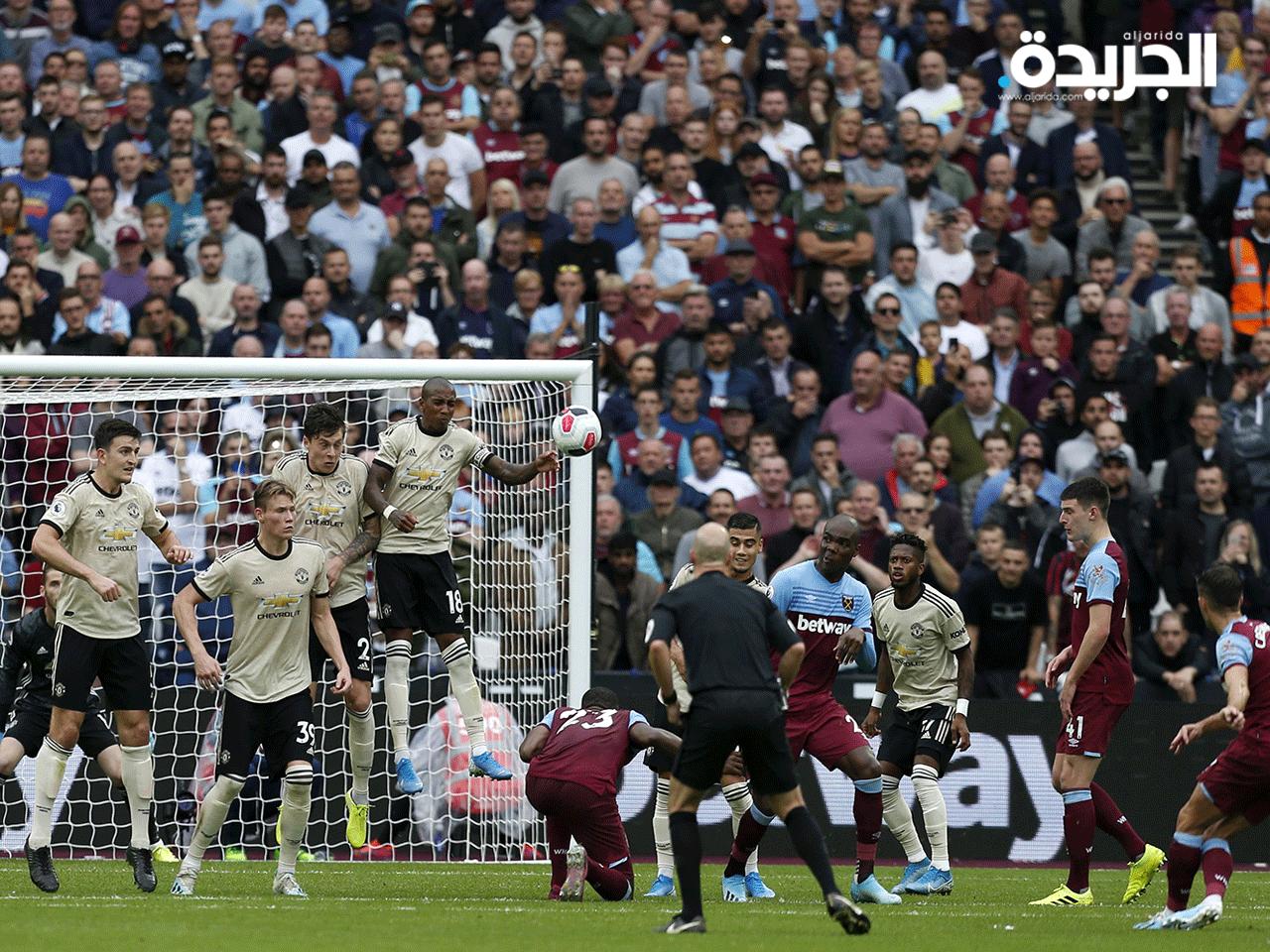  ضربة حرة متقنة من كريسويل وجدت طريقها الى الزاوية اليسرى من المرمى