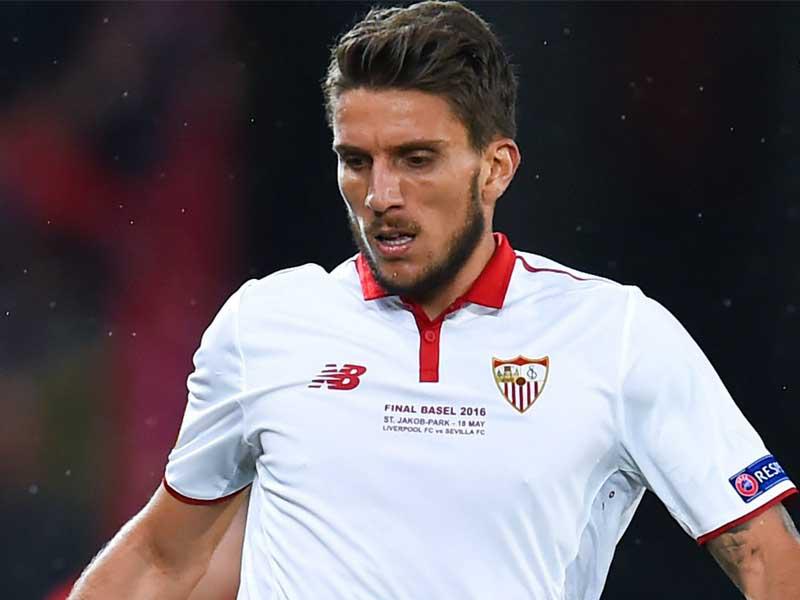 البرتغالي دانييل كاريسو، مدافع فريق إشبيلية