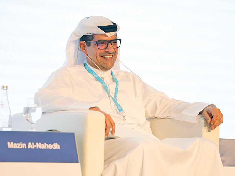 مازن الناهض متحدثاً خلال المؤتمرn