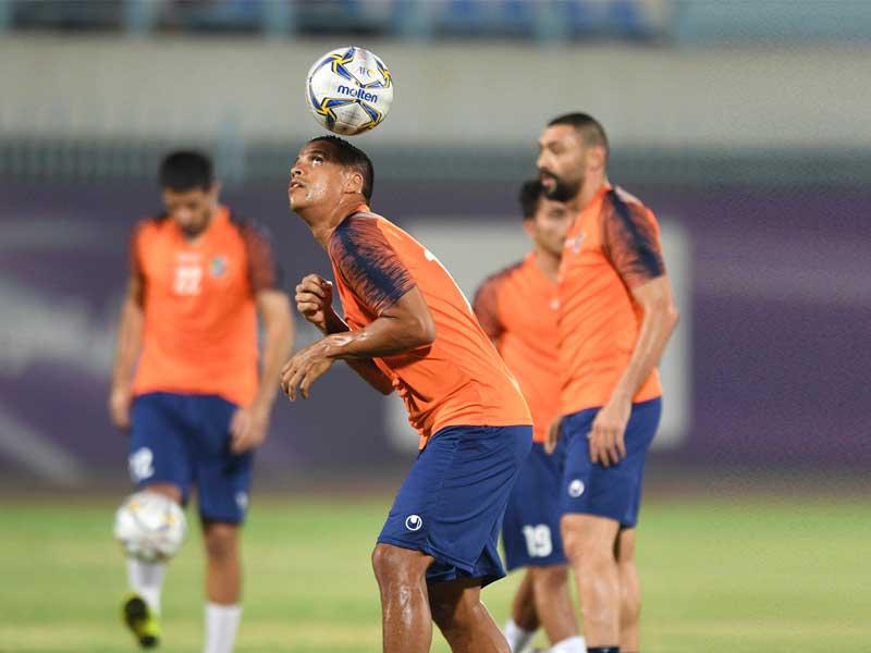 لاعبو السماوي في لقاء سابق