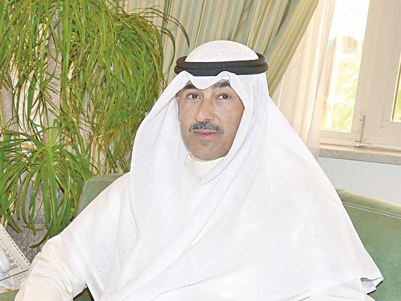 محافظ الأحمدي  الشيخ فواز الخالد