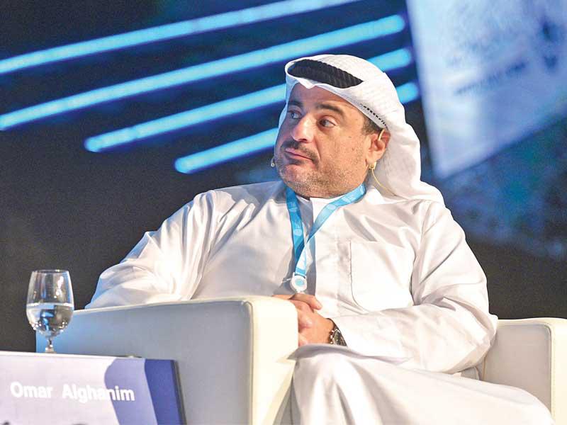 عمر الغانم متحدثاً في المؤتمرn