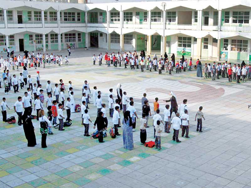 الطابور الصباحي في إحدى مدارس الكويت