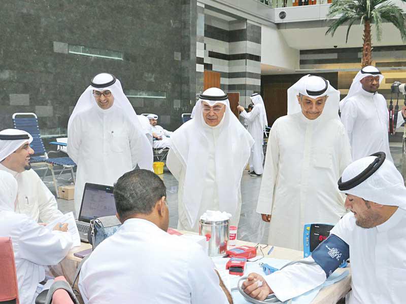 جانب من حملة «التربية» للتبرع بالدم