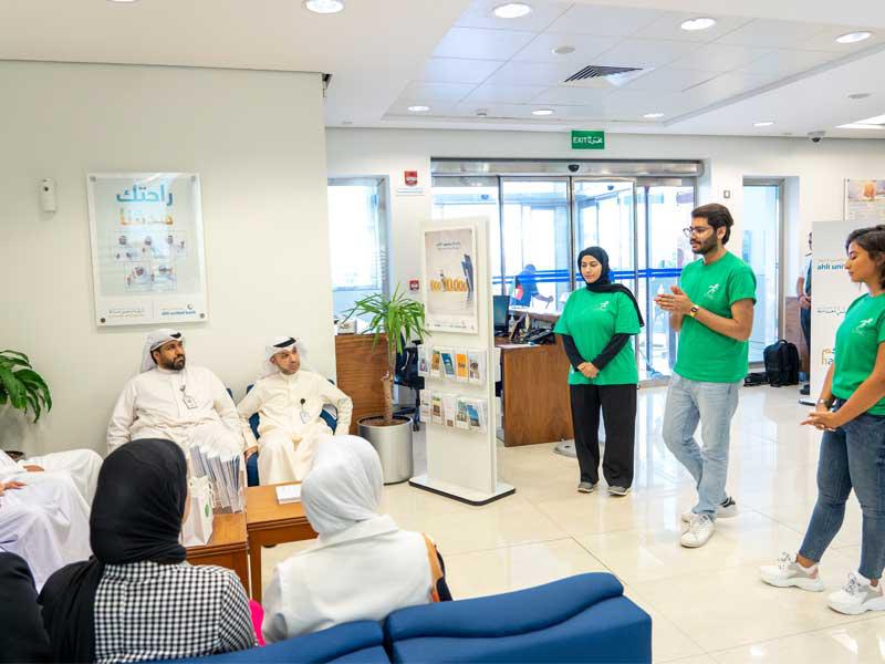 متطوعو «لوياك» خلال الزيارة