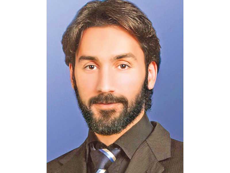 الباحث العلمي بالمعهد، م. ناصر الصايغ