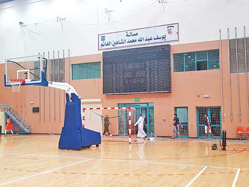 الشاشة تؤجل السوبر