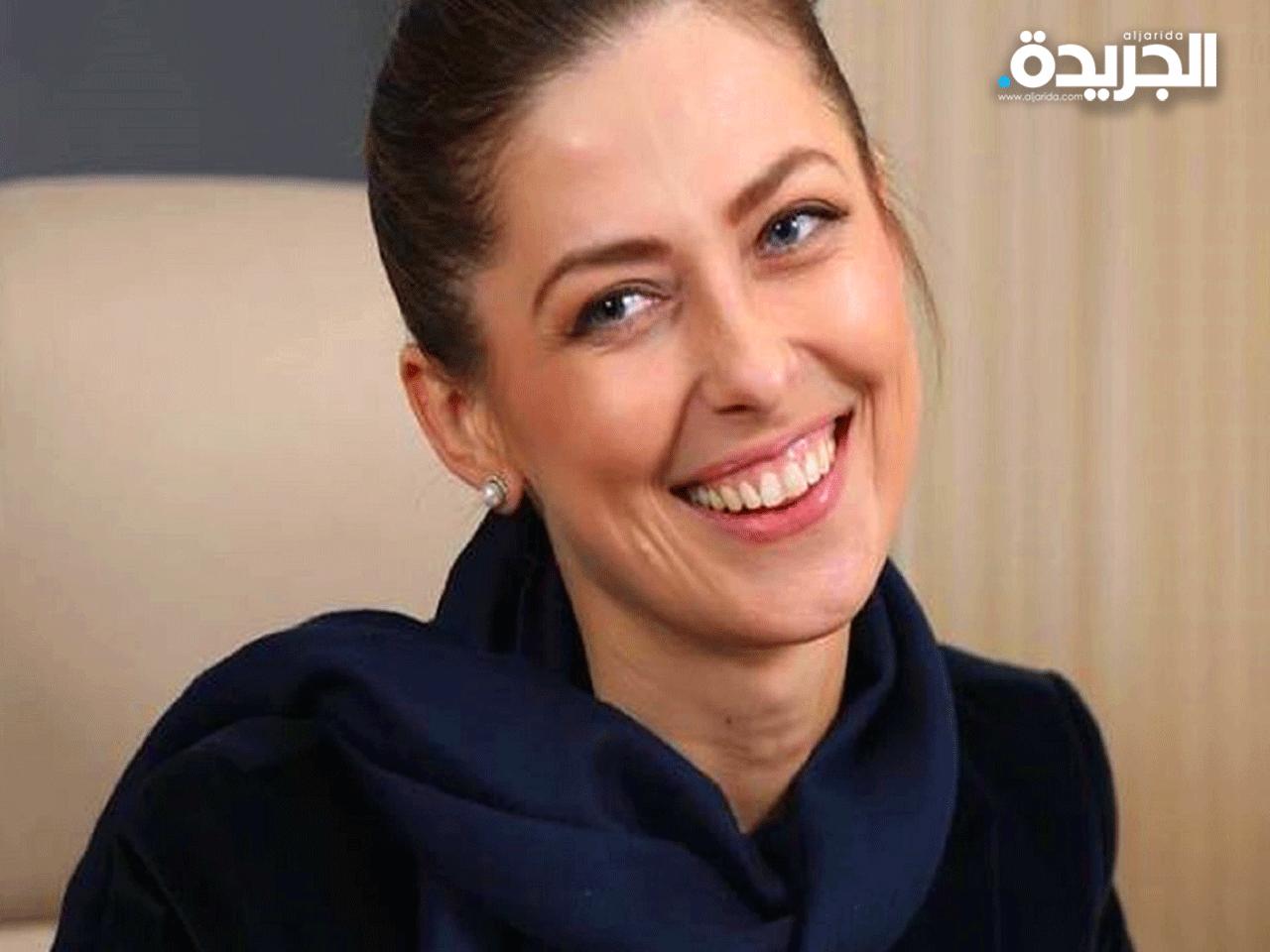 يوليا يوزيك «38 عاماً»