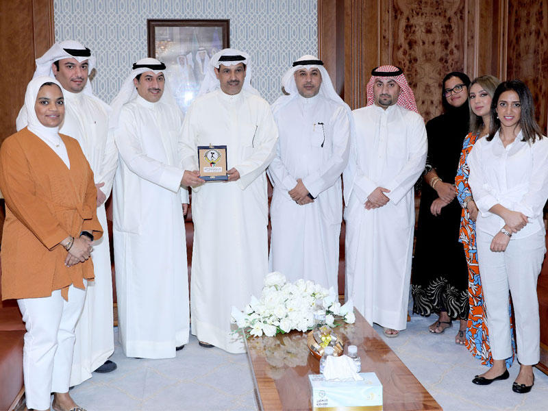 فليطح يتوسط وفد رفع الأثقال