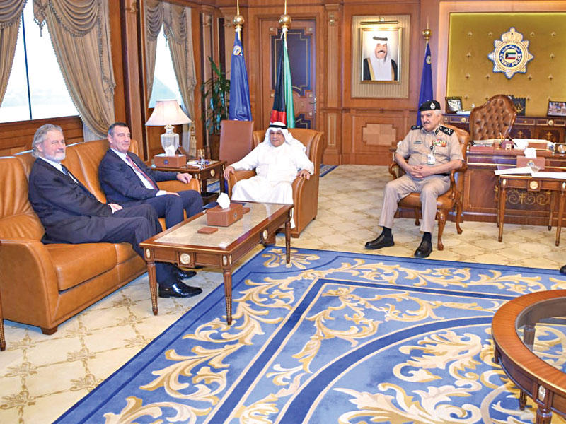 الجراح مستقبلاً المسؤول الأميركي أمس