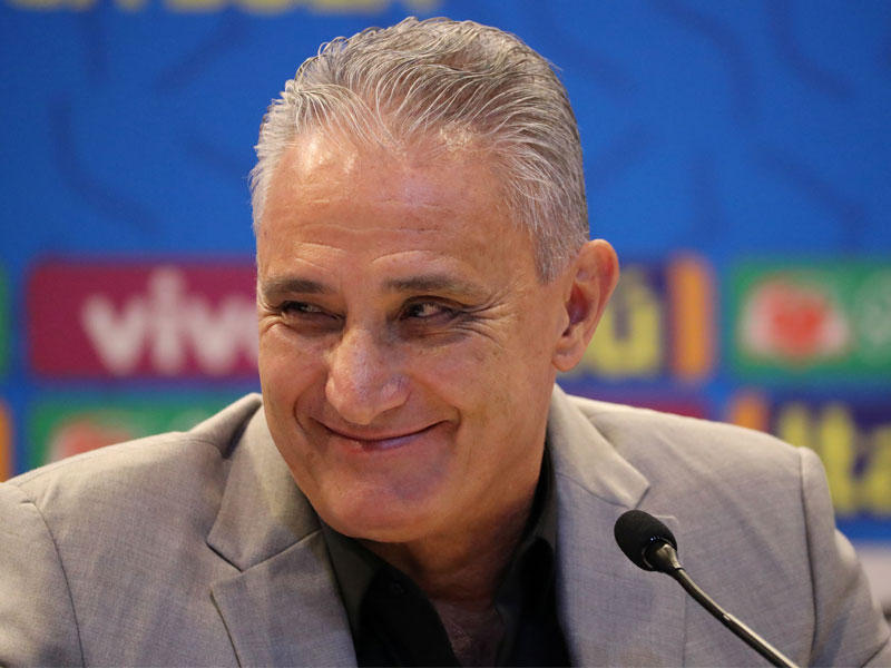  المدير الفني للمنتخب البرازيلي تيتي