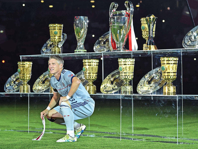 شفاينشتايغر والألقاب التي فاز بها مع ناديه السابق بايرن ميونيخ