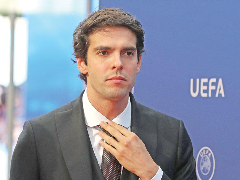 اللاعب البرازيلي السابق وبطل العالم مع منتخب بلاده عام 2002، ريكاردو كاكا