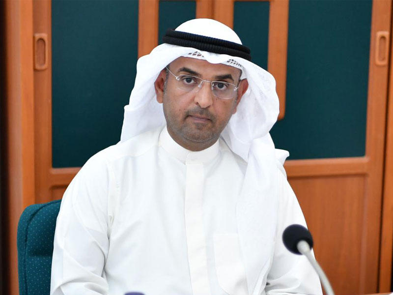 الوزير د. نايف الحجرف