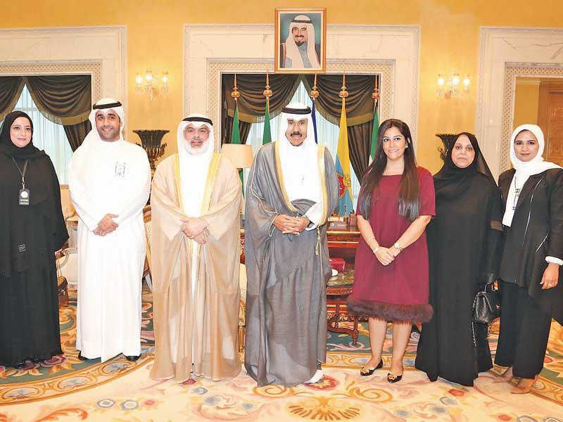 نائب الأمير مستقبلاً الصرعاوي وفريق «المحاسبة» أمس