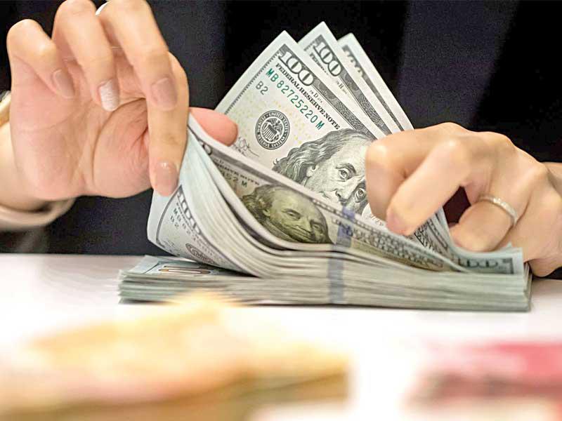 لماذا تدير البنوك المركزية ظهرها للدولار؟