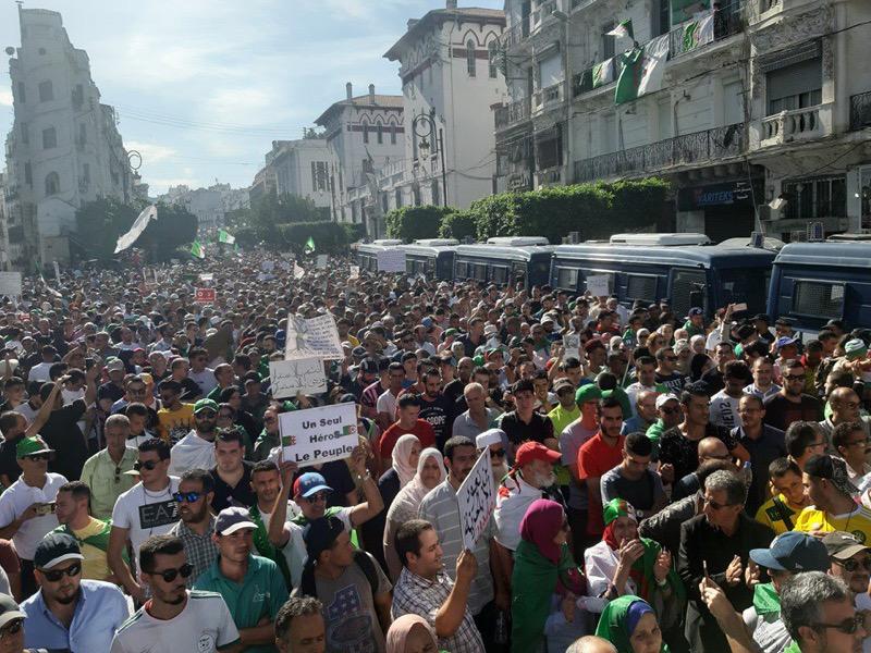 جانب من احتجاجات الجزائر 