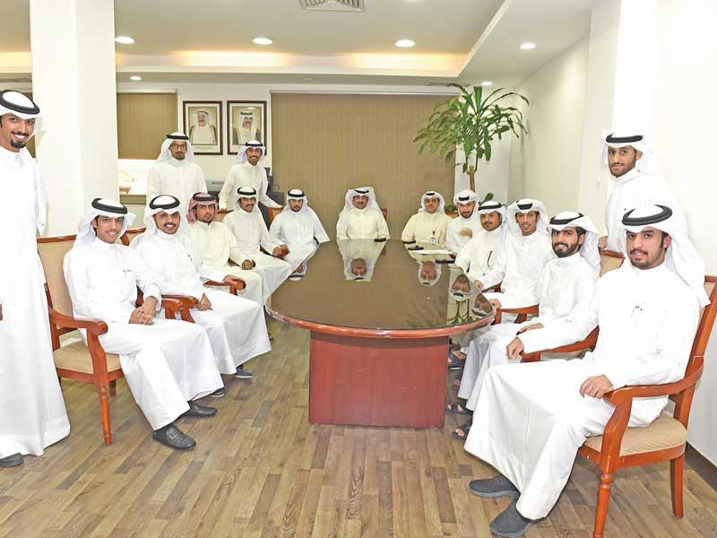 المنصوري متوسطا الهيئة الادارية