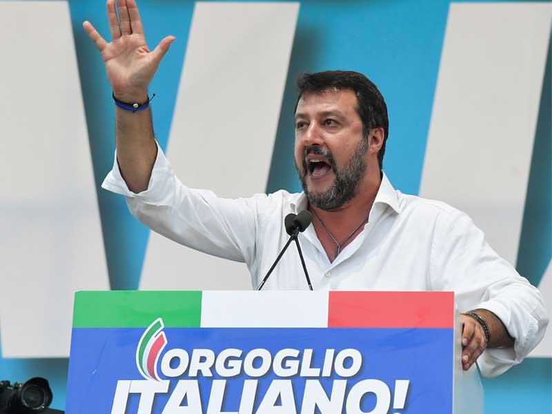  زعيم حزب الرابطة السيادي ماتيو سالفيني